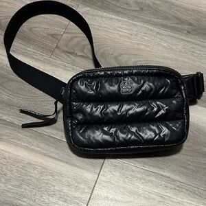 Aritzia Superpuff Black Quilted Bag